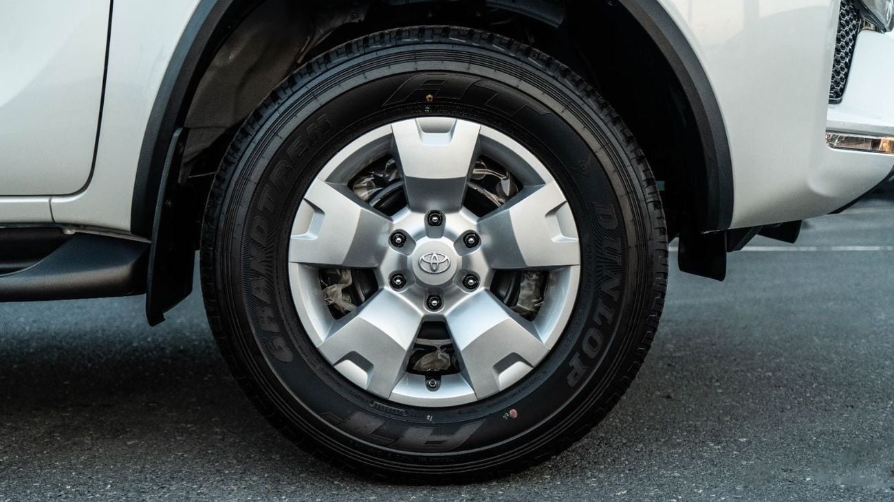 Toyota Fortuner AUTO AC | 2.7 | V4 | 2025.| EXPORT ANYWHERE