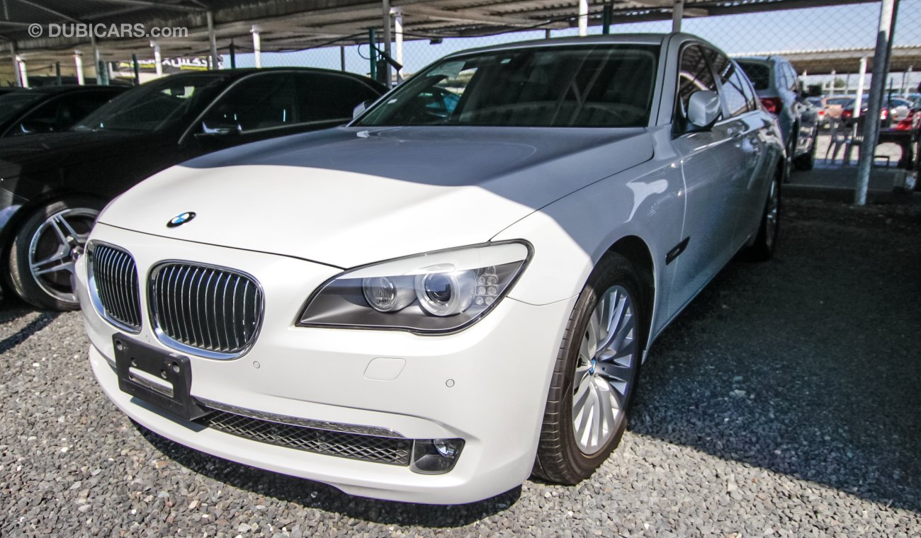 BMW 750Li i very low KM, Twin Turbo