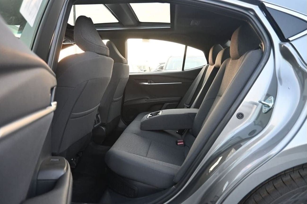 Toyota Camry Toyota Camry LE 2.5L Hybrid, Model 2025, Color Grey