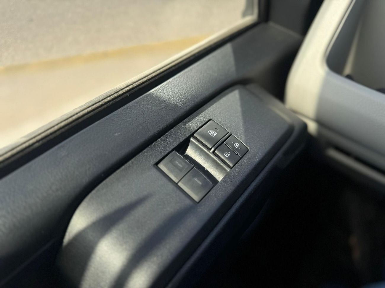 Toyota Hiace Hiace 3.5 MT petrol 2026