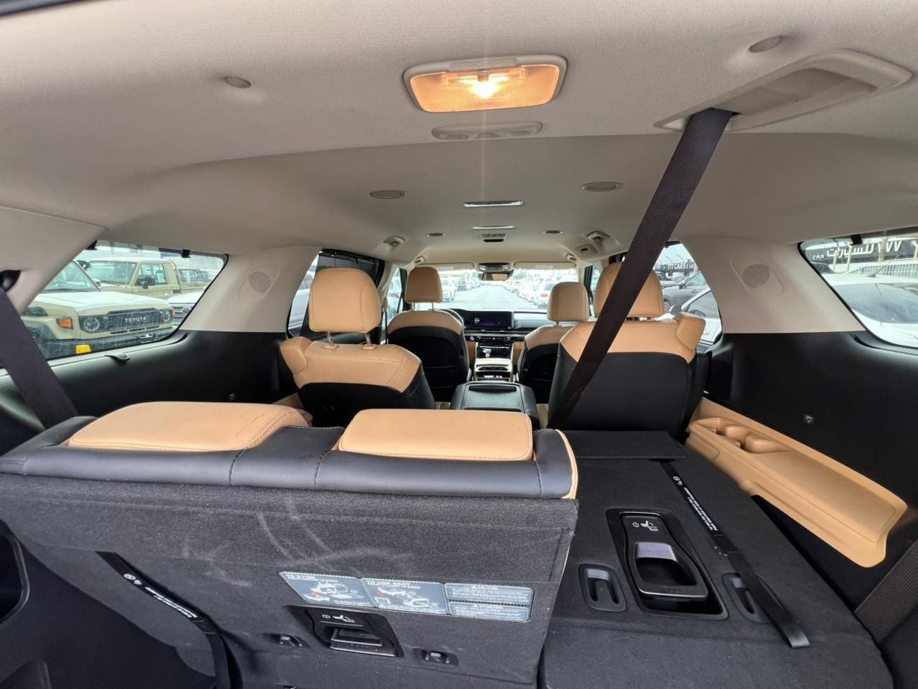 كيا كارنيفال EX KIA CARNIVAL
