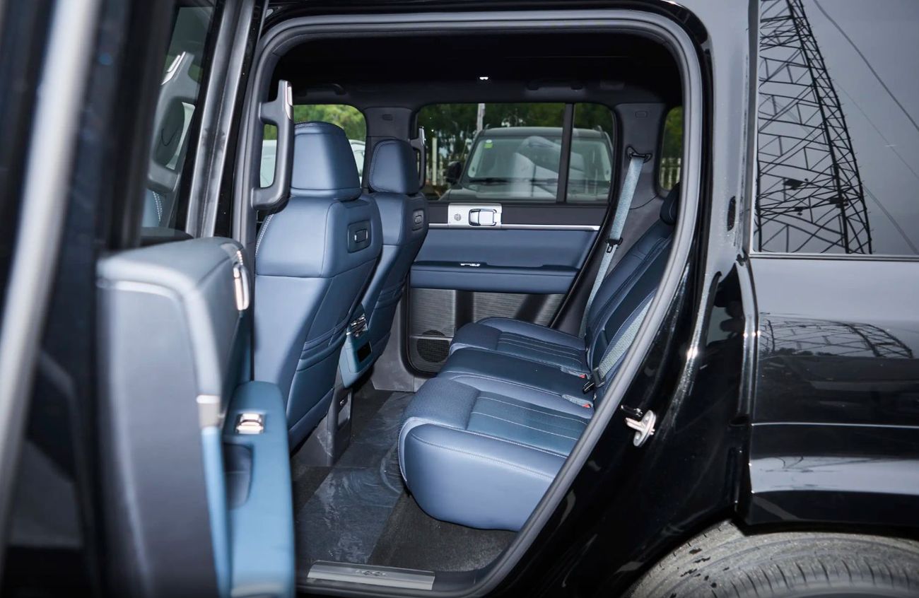 بي واي دي ليوبارد تيتانيوم 7 190KM Four-Wheel Drive Ultra Edition