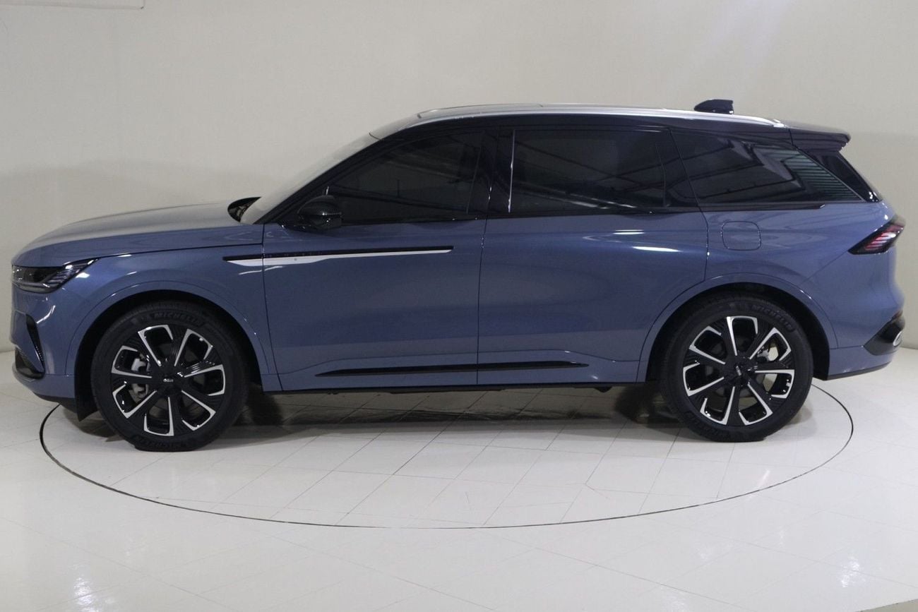Lincoln Nautilus RESERVE II NAU425H / AL TAYER MOTORS AL QOUZ SHOWROOM