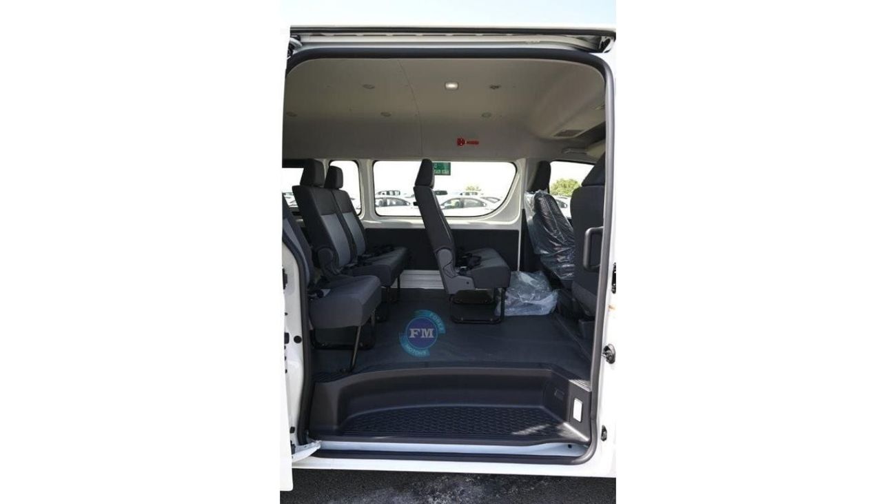 Toyota Hiace High Roof 3.5L Petrol 13 - Seater Manual