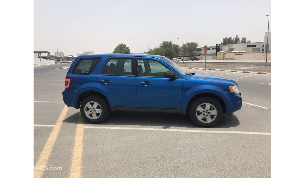 Ford Escape ALLOY WHEELS , PARKING SENSORS