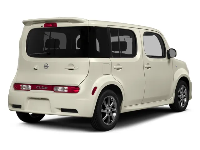 Nissan Cube exterior - Rear Left Angled