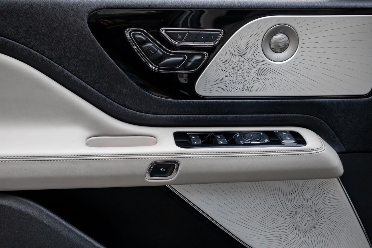 Lincoln Aviator Aviator Reserve | 4,603 P.M | 0% Downpayment | Perfect Condition!