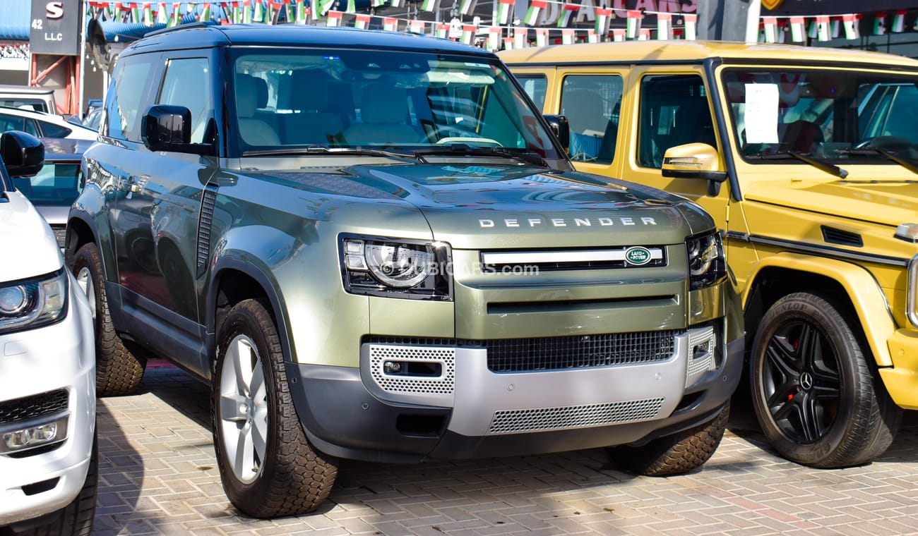 New Land Rover Defender SE P 300 2.0 L 2023 for sale in Dubai 585333