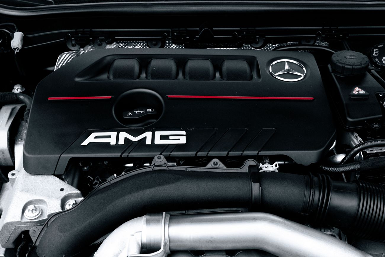 Mercedes-Benz A 35 AMG A35 AMG Aero-Dynamic | 3,721 P.M | 0% Downpayment | A35 AMG AERODYNAMIC | WARRANTY!