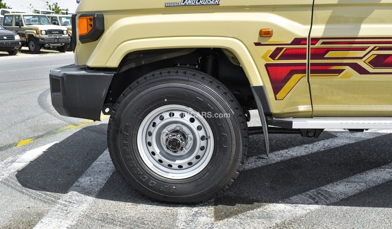 Toyota Land Cruiser Pick Up 4.0L V6 Petrol Single Cabin  M/T