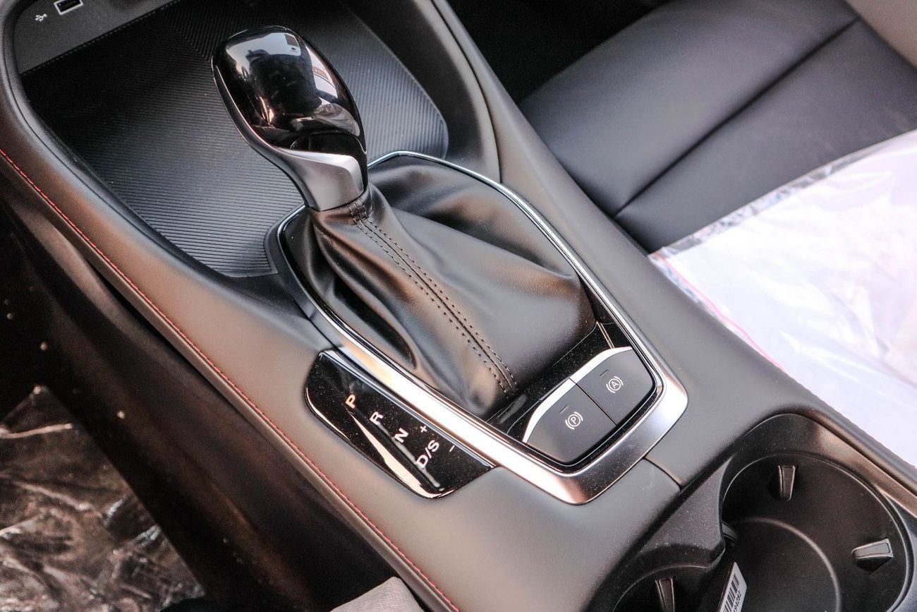 MG 5 LUX MG 5 – 1.5L 180 DVVT – Full Option – 2025 Model