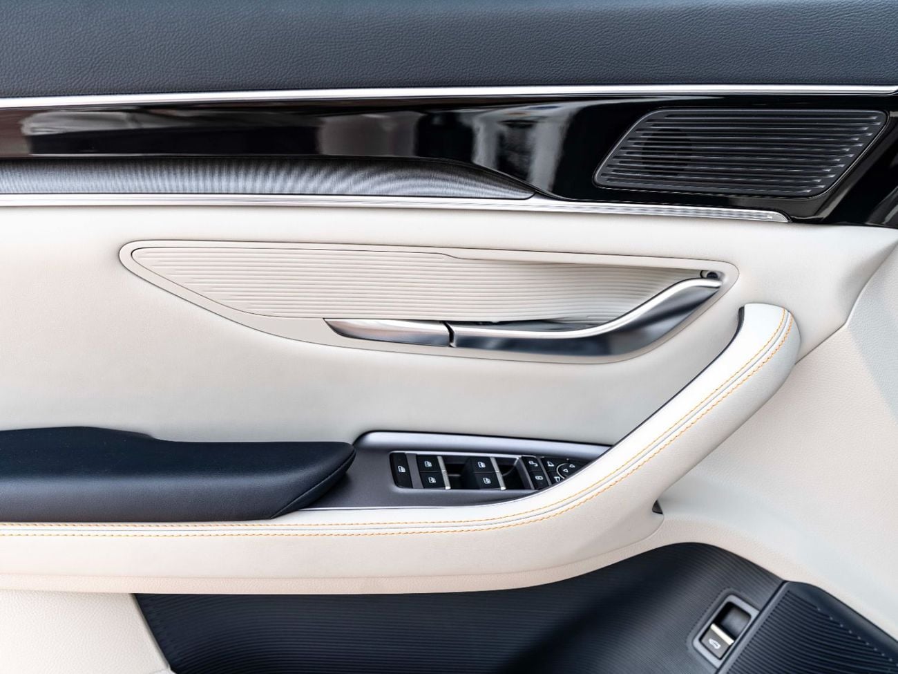 BYD Song Plus Flagship DM-i