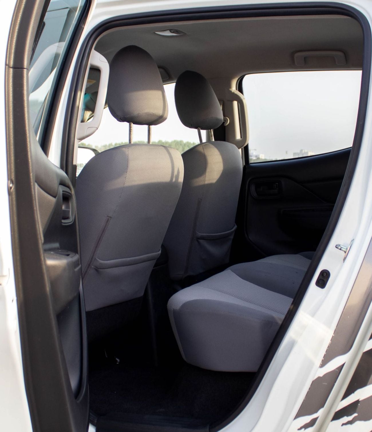 ميتسوبيشي L200 ميتسوبيشي L200 دفع رباعي | 2.5 لتر | 2020 | خليجية | خالية من الحوادث | بحالة ممتازة | 756 شهرياً