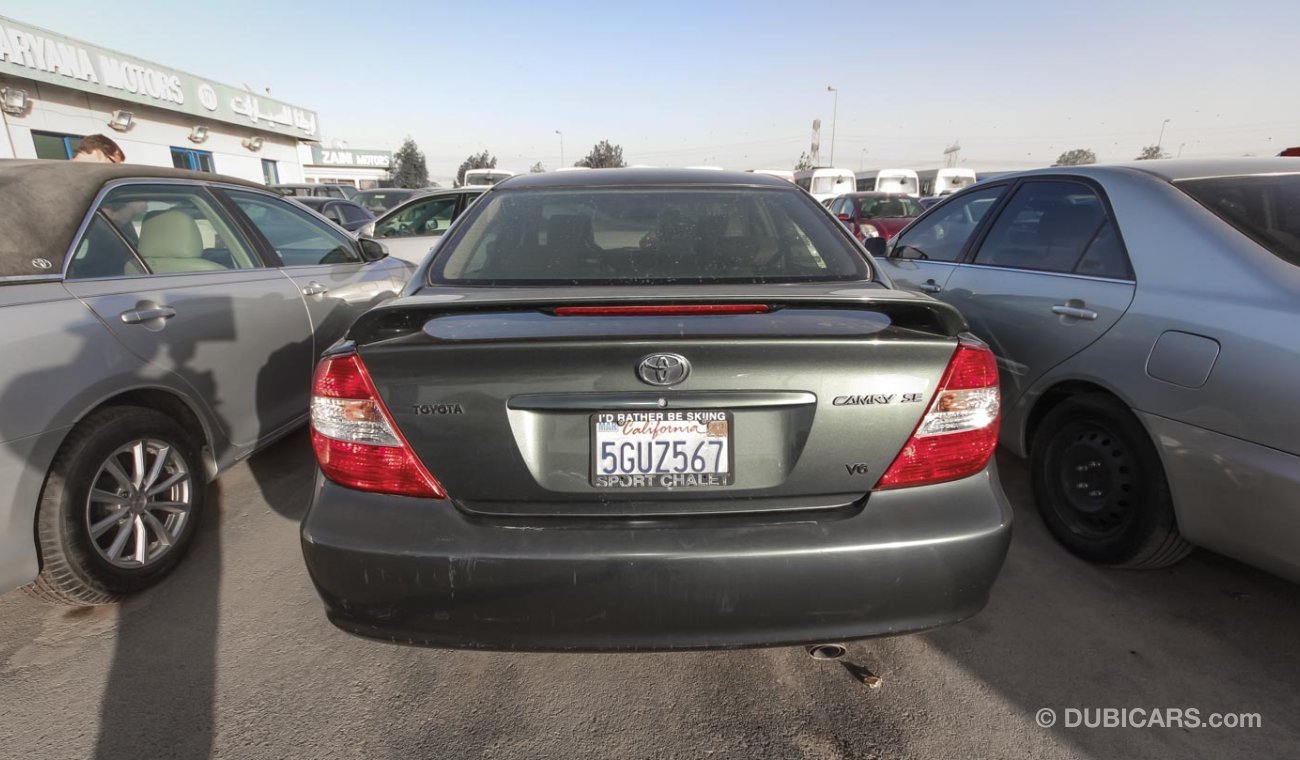 Toyota Camry SE