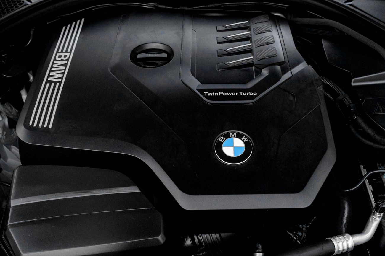 BMW 330i 2,644 P.M | 0% Downpayment | BMW 330i M Sport!