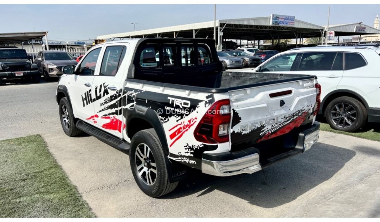 Toyota Hilux DC TRD