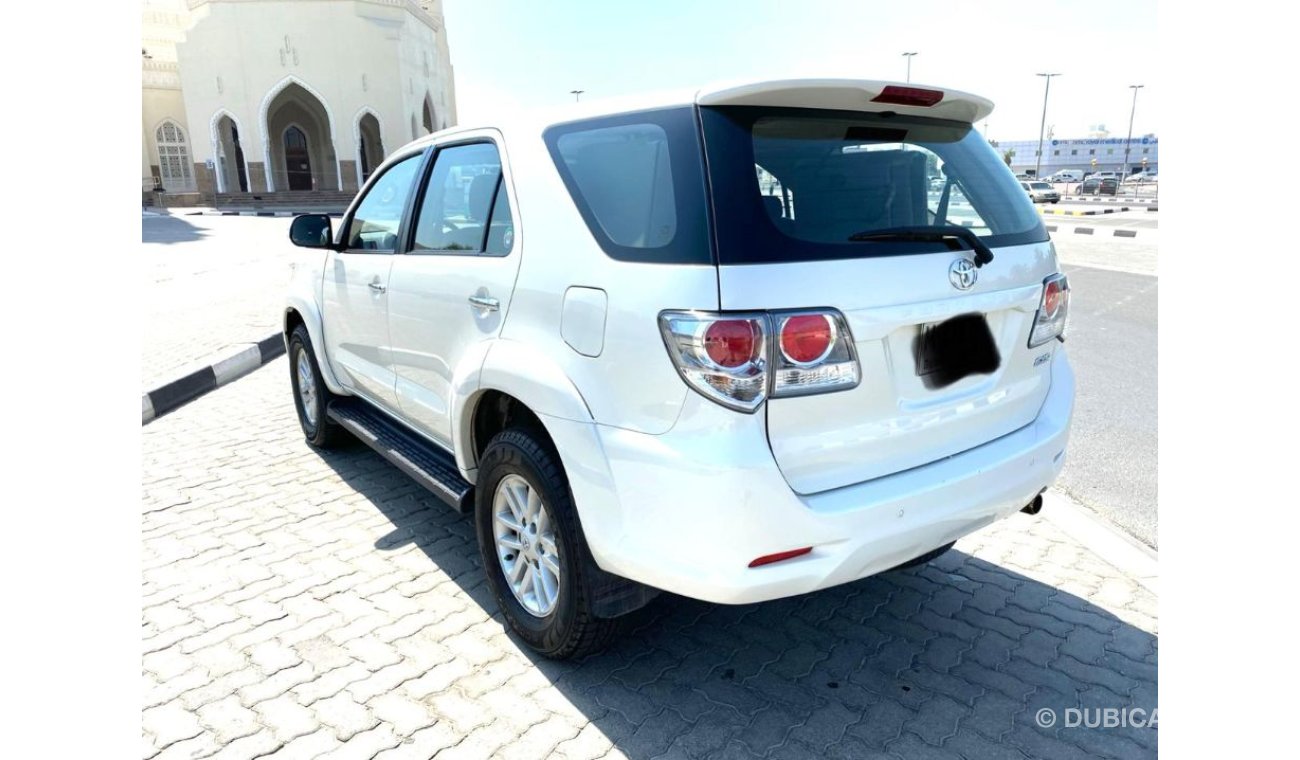 Toyota Fortuner 2014 EXR Gulf specs low mileage agency service history 4x4 drive