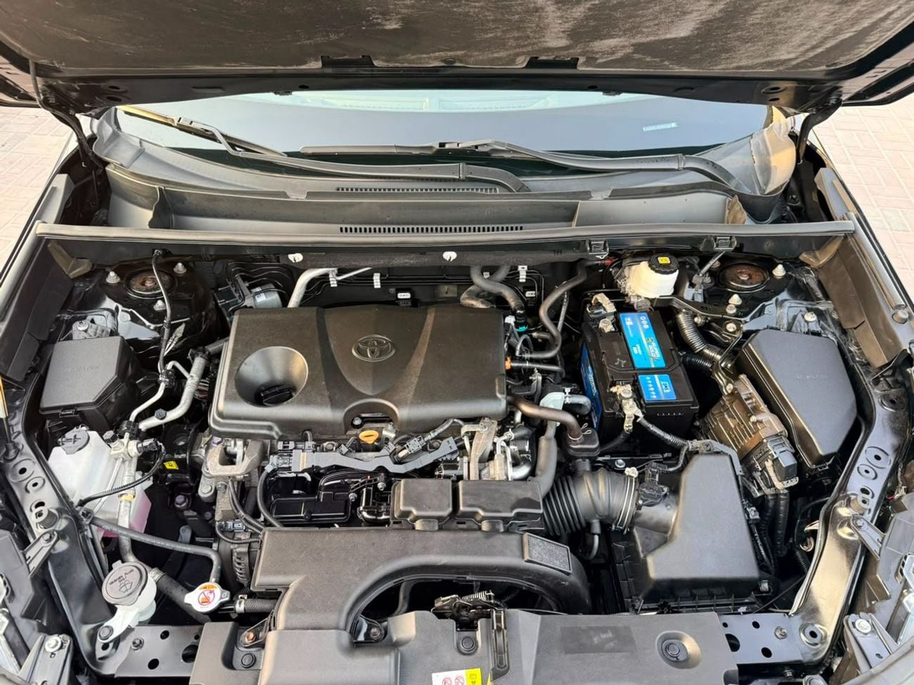 Toyota RAV4 2020 Toyota RAV4 LE 4x4 / AWD – Black   Mileage: 80,049  Engine: 2.5L 4-Cylinder Gasoline Horsepower