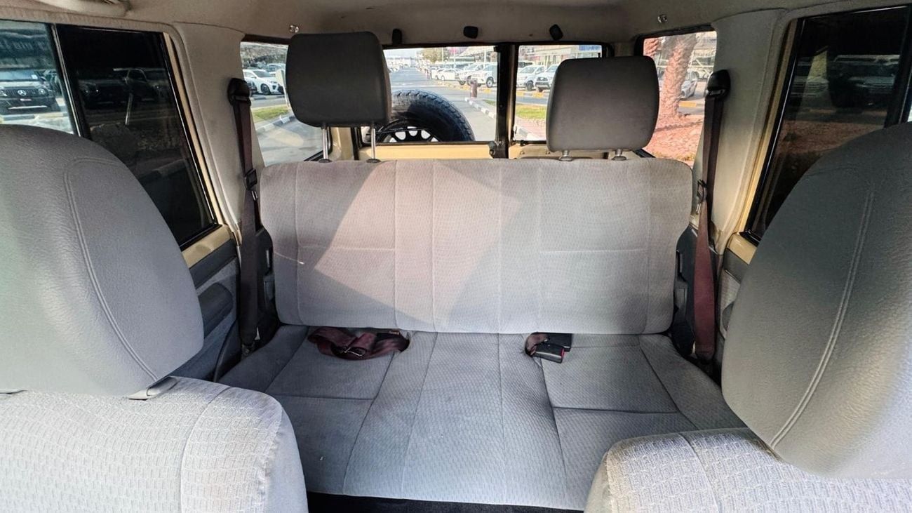 Toyota Land Cruiser 70 PREMIUM ROOF RACK WITH SIDE AWNING CAMPING TENT | 4.5L DIESEL ENGINE | MANUAL TRABSMISSION