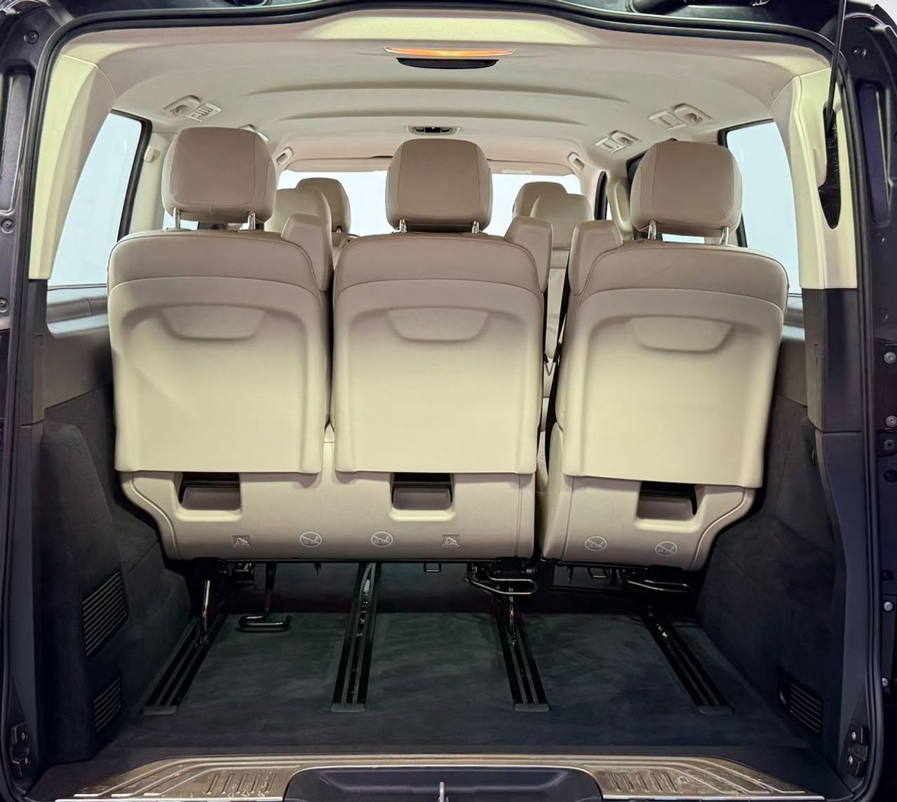 Mercedes Benz V 250 AVANTGARDE/E 2023 Mercedes Benz V250, Warranty, Service History, Fully Loaded, Excellent Condition, GCC