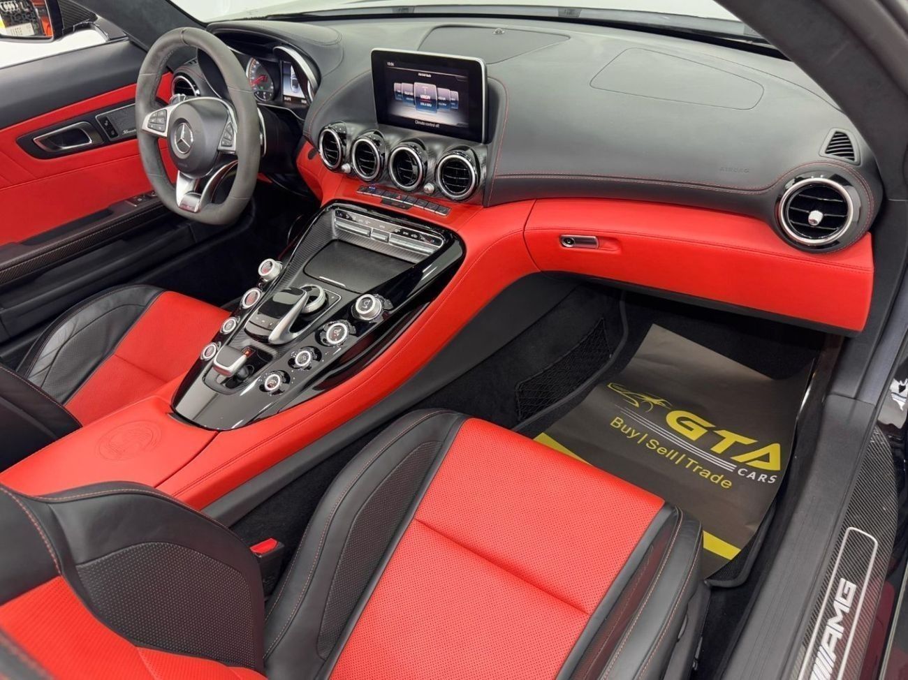 Mercedes-Benz AMG GT C 2018 Mercedes AMG-GT C Roadster, Warranty, Full Mercedes Service History, Carbon Fiber Package, Very