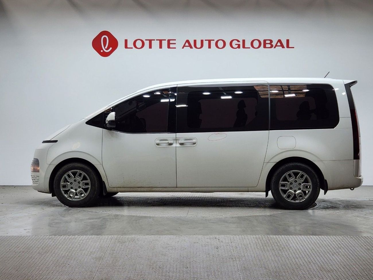 Hyundai Staria 2022 HYUNDAI STARIA (D) 2.2 Tourer 9seat Modern