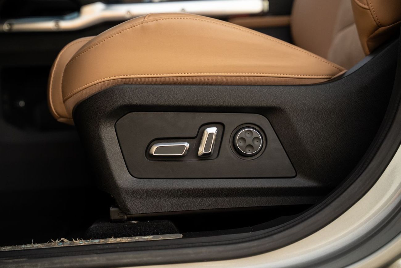 Jetour T2 Luxury 2024 GCC Low Mileage Full Service History 2.0L Turbo 4 Cylinders