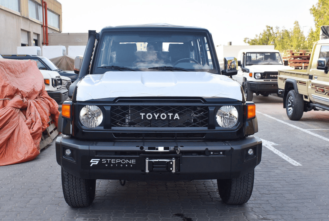 تويوتا لاند كروزر LC76 4.0