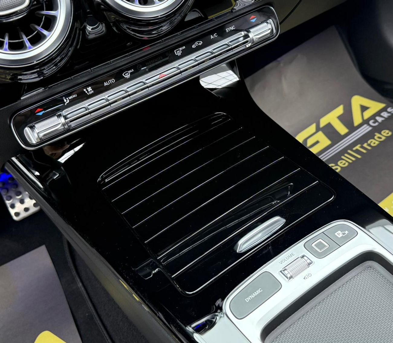 Mercedes-Benz CLA 200 2025 Mercedes-Benz CLA200 AMG Premium, 2030 Mercedes Warranty, Very Low Kms, GCC