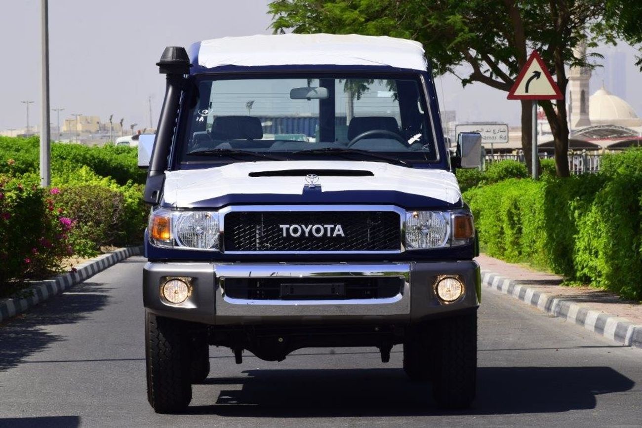 New Toyota Land Cruiser Hardtop Diesel Wagon 2017 for sale in Dubai