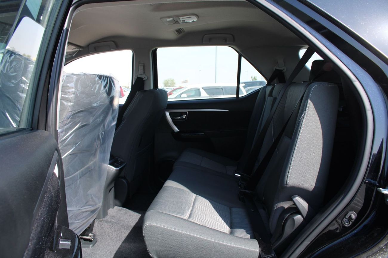 Toyota Fortuner TOYOTA FORTUNER 2.7L PETROL 4WD COMFORT  AUTO