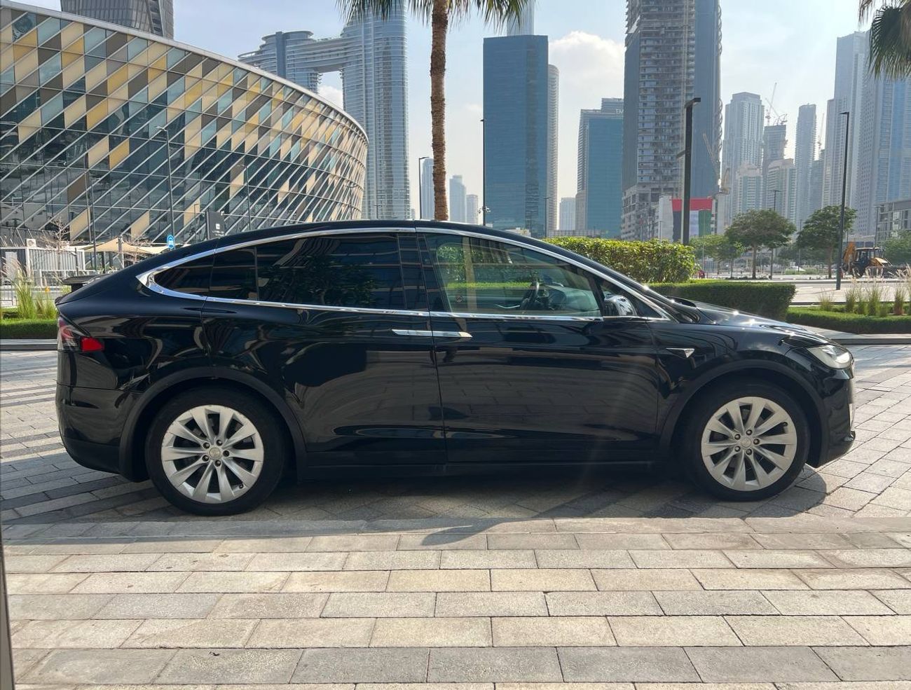 تسلا موديل اكس Long Range (AWD)