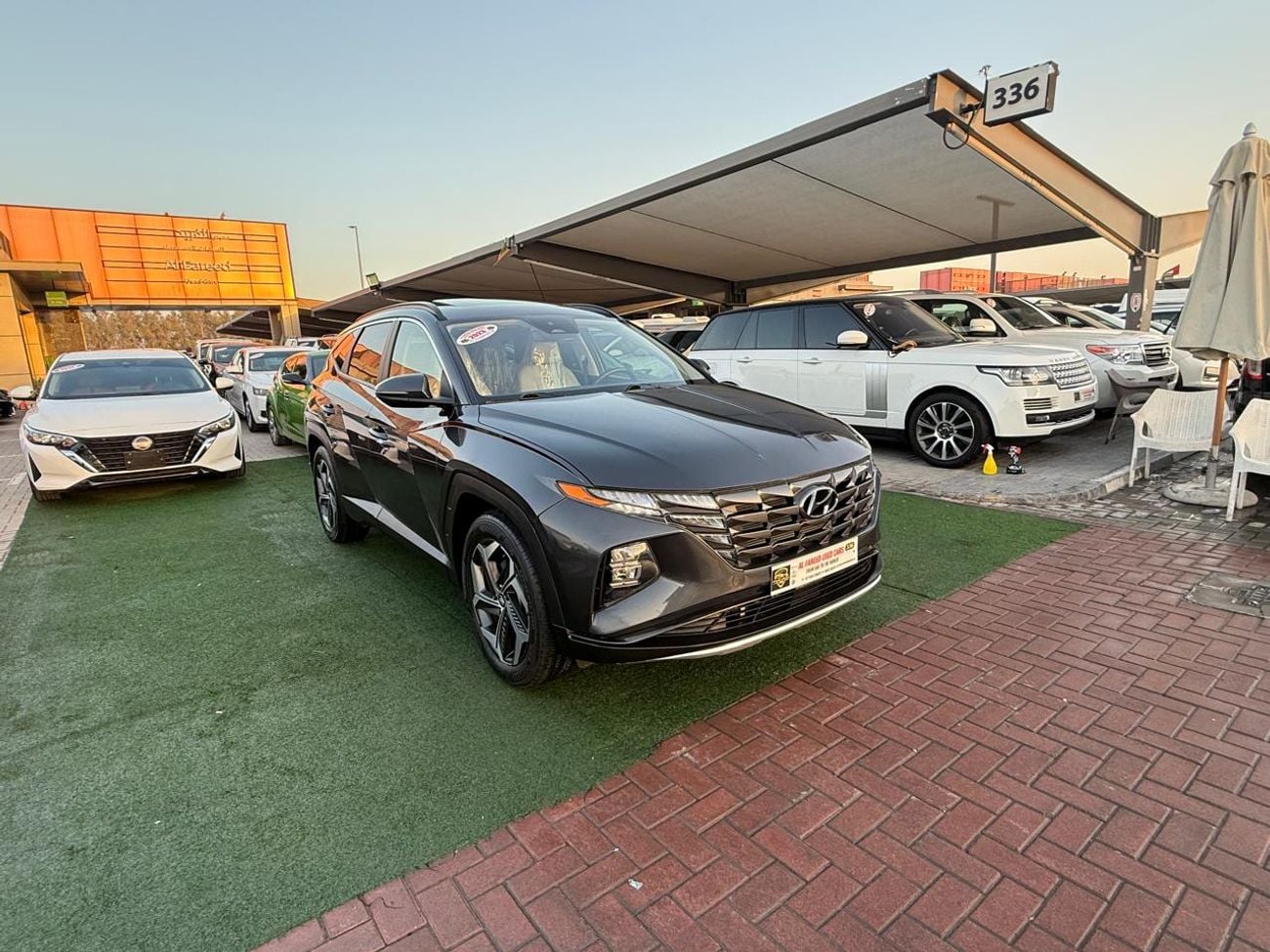 Hyundai Tucson ULTIMATE fully loaded with panoramic sunroof