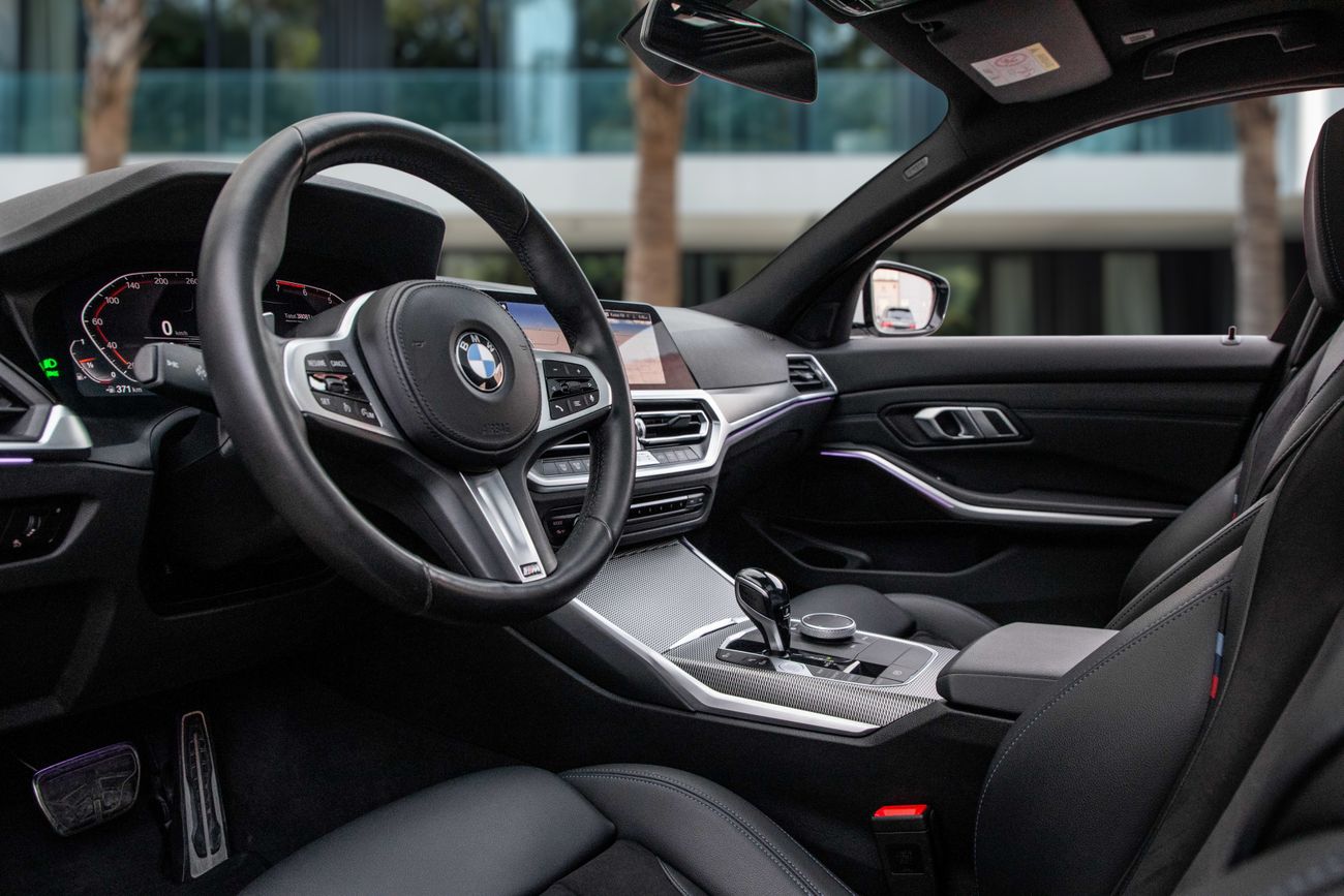 BMW 330i 2,644 P.M | 0% Downpayment | BMW 330i M Sport!