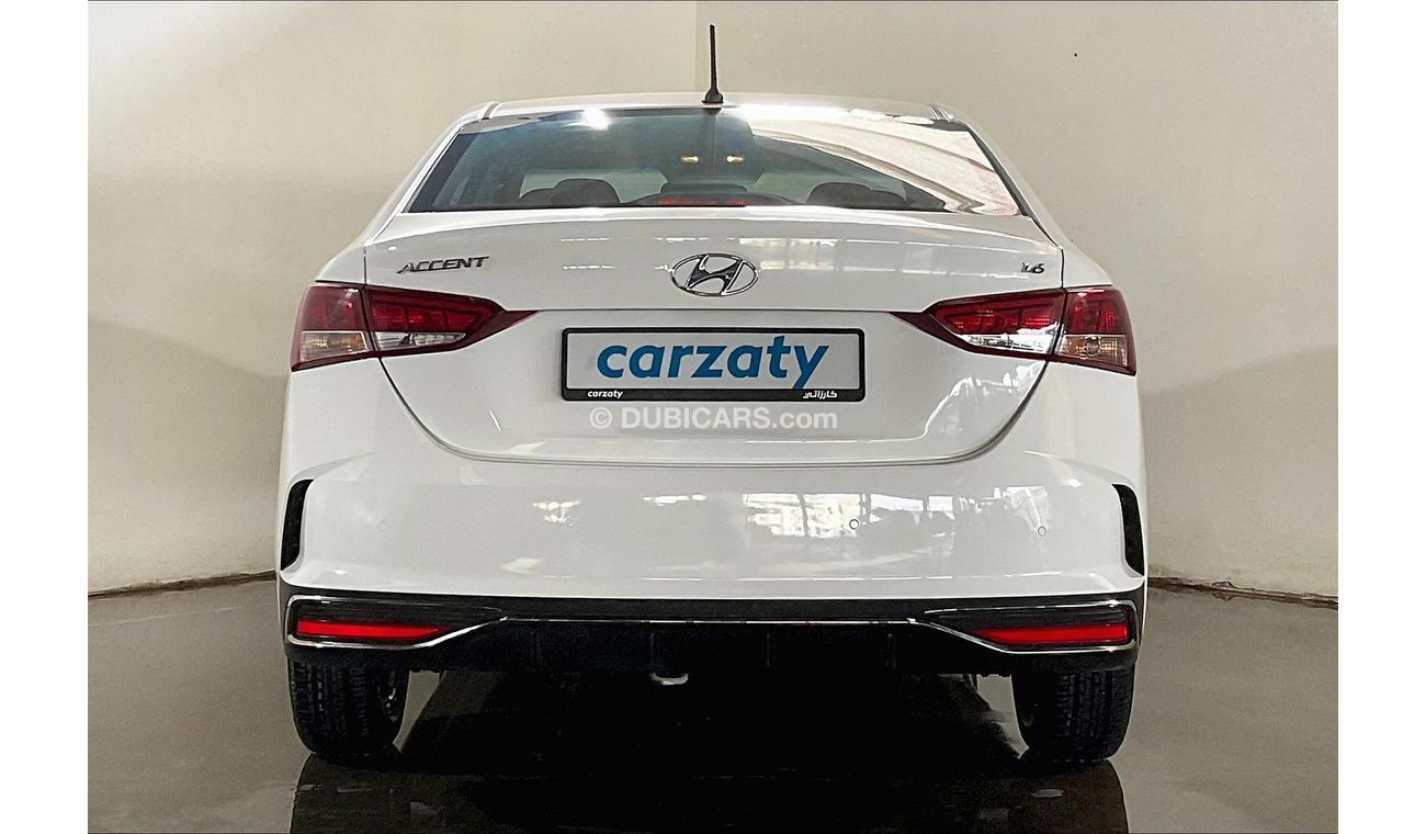 Hyundai Accent Smart Plus