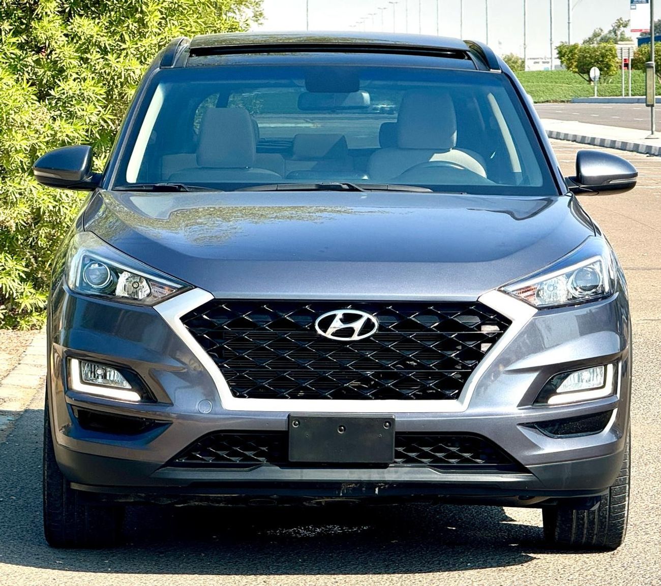 هيونداي توسون Full Option 2.4L 860-Monthly l GCC l Panoramic, Cruise, Camera l Accident Free