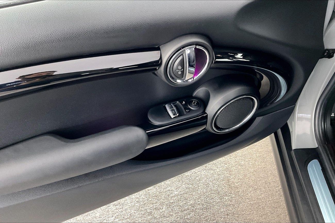 Mini Cooper Cooper | Guaranteed Warranty | 0 Down Payment