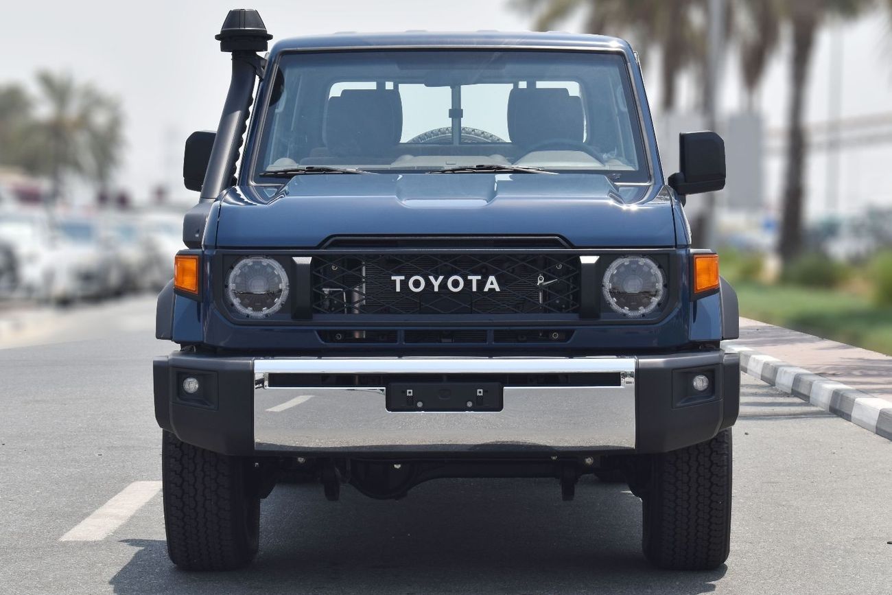 Toyota Land Cruiser Pick Up 2024 MODEL TOYOTA LC PICK UP 2.8L A/T DIESEL - DOUBLE CABIN