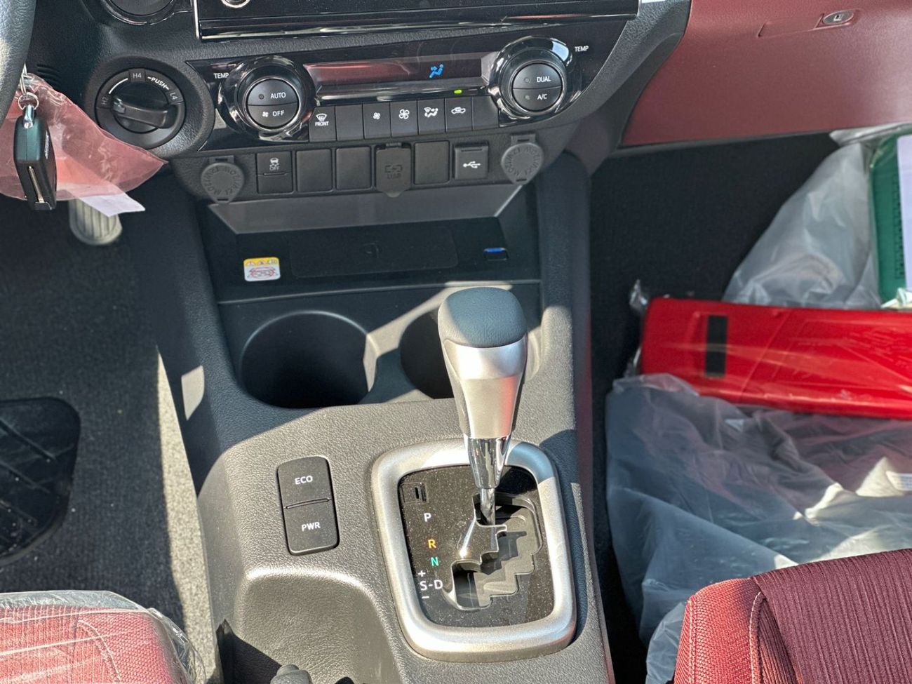 Toyota Hilux GLX 2.7L Double Cab Utility 4WD A/T