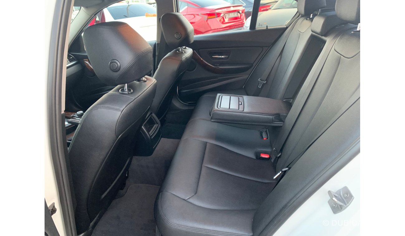 بي أم دبليو 316 BMW 316 i_Gcc_2015_Excellent_Condition _Full option