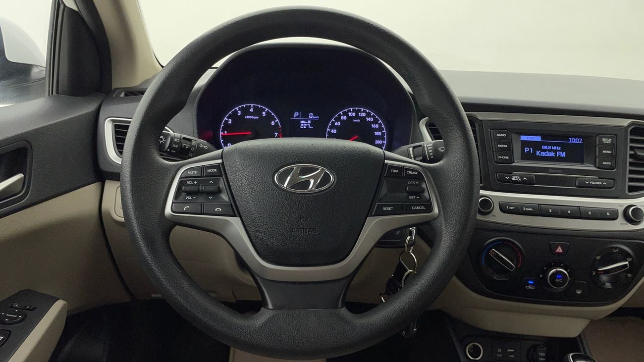 هيونداي أكسنت GL 1.6 | بدون دفعة مقدمة | اختبار القيادة في المنزل