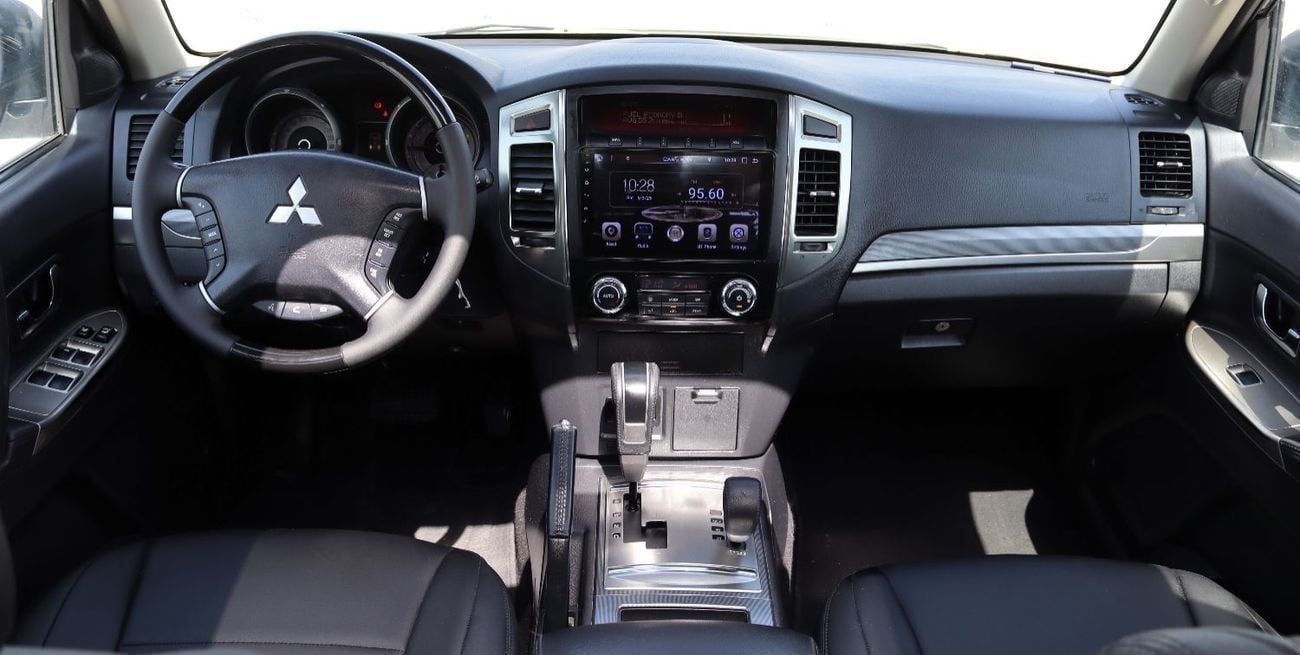 ميتسوبيشي باجيرو ميتسوبيشي باجيرو 2022 خليجى  بحالة ممتازة، مسافة 63,000 كم، بمحرك 3000 سى سى  6 سلندربسعر 67,000 دره