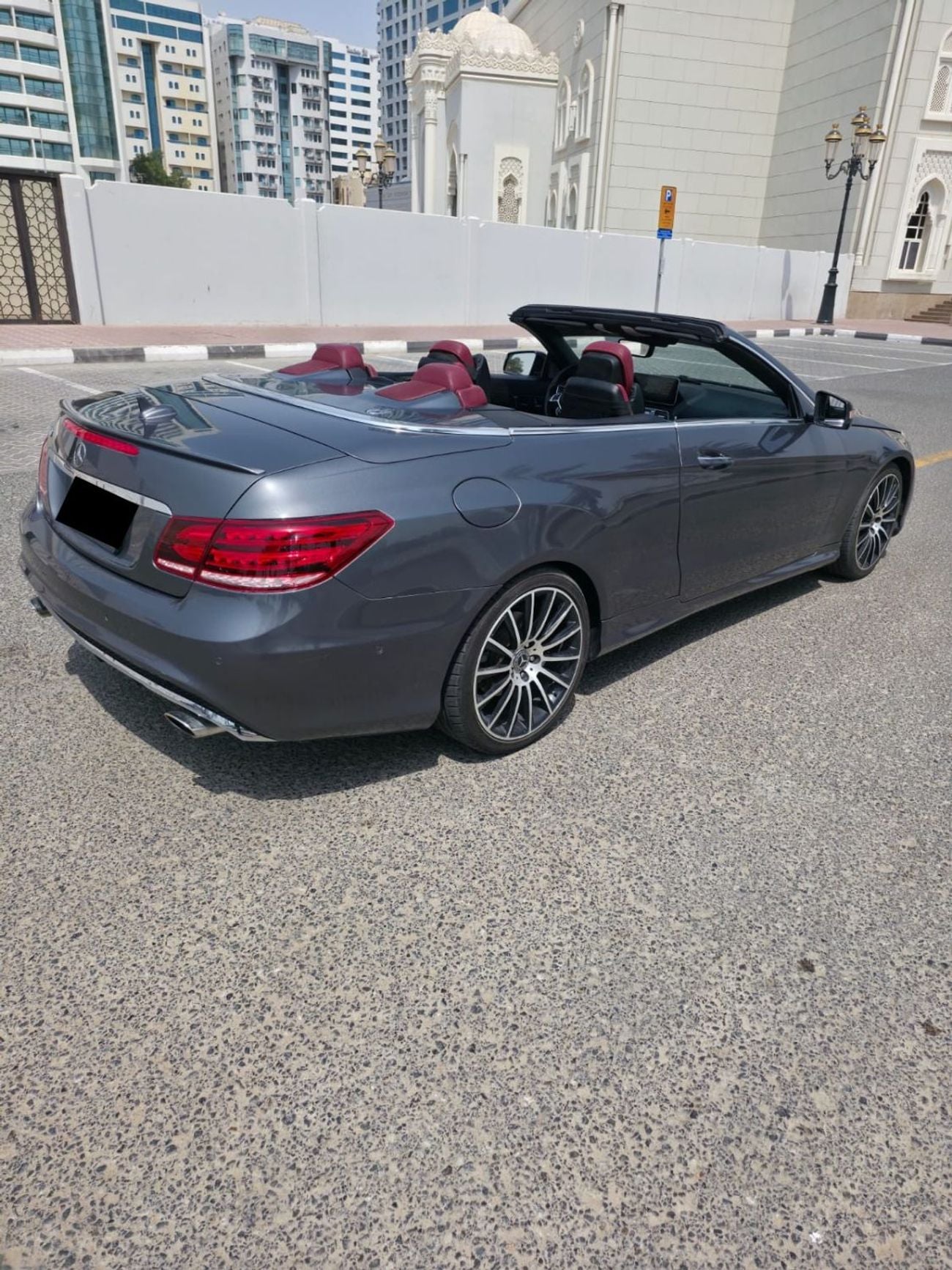 مرسيدس بنز E 400 Coupe | Cabriolet - Convertible- 2 Door