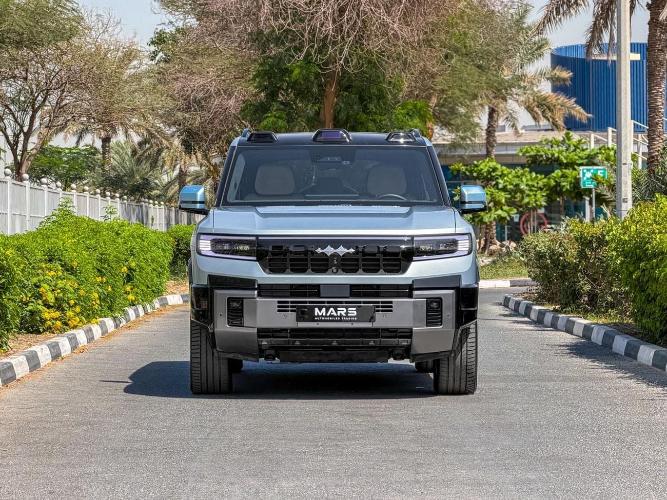 بي واي دي ليوبارد 8 Smart and Brave Flagship Edition (7 Seats)