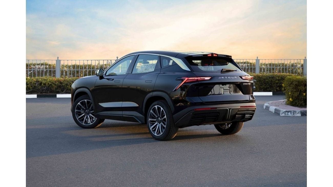 Jetour Dashing 2024 Jetour Dashing 1.6 - Black inside Black & Red