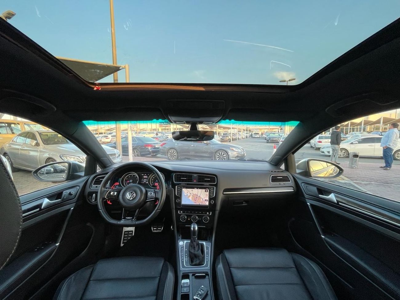 Volkswagen Golf Mercedes E300 AMG_GCC_2015_Excellent Condition _Full option