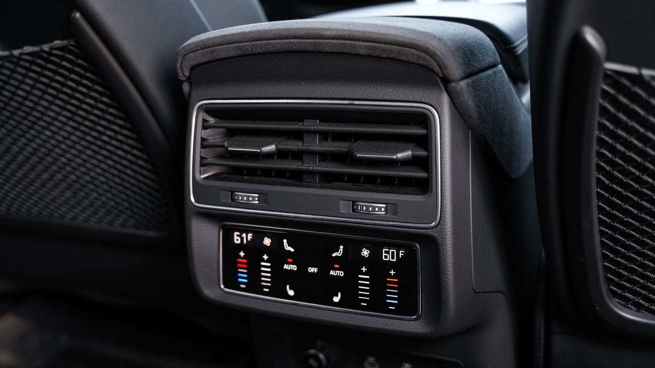 أودي RSQ8 PERFORMANCE