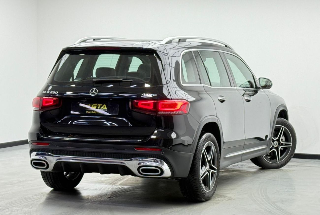 مرسيدس بنز GLB 250 4MATIC 2.0L 2022 Mercedes Benz GLB 250 4MATIC, 2027 MB Warranty + Service, Full MB Service History,