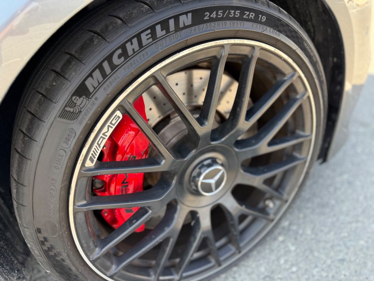 Mercedes-Benz C 63S AMG