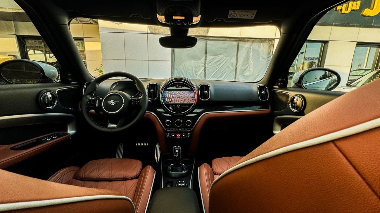 Mini Cooper S Countryman JCW Kit Agency Warranty Full Service History 2024 GCC 2.0L Turbo